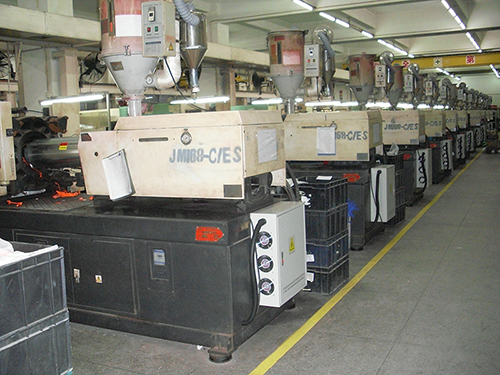 Chauffage par Induction pour les Machines de Traitement des Plastiques