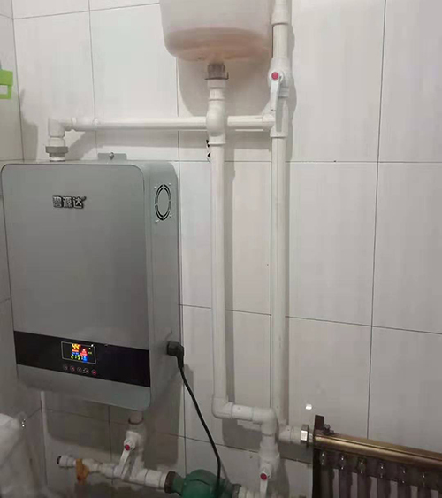 Chaudière Combinée de Chauffage par Induction de 8 à 12kW (Chauffage d'eau et des locaux)